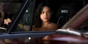 Michelle Rodriguez : Le pouvoir aux femmes ! – Interview pour Fast & Furious 6