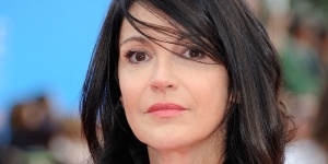 Zabou Breitman ne veut pas être sage – Interview pour Paris etc.