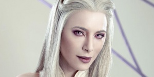 Jaime Murray : “Je me trouve plus jolie en alien qu’en humaine” – Interview pour Defiance saison 3