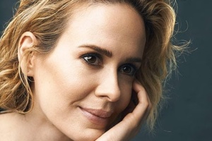 Sarah Paulson : « Je suis hyper émotive » – Interview pour Glass