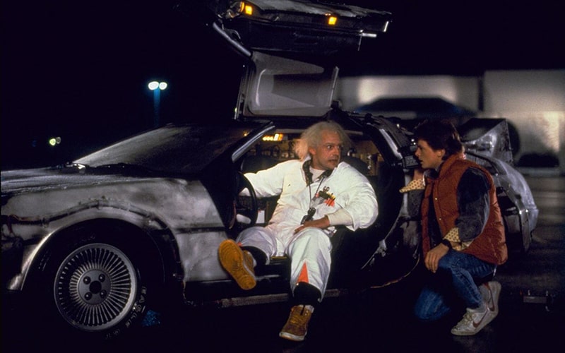Christopher Lloyd et Michael J. Fox dans Retour vers le futur