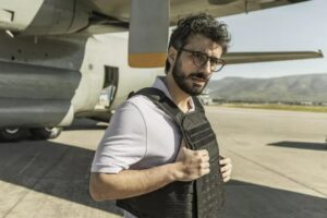 Gianmarco Saurino incarne Giovanni, le diplomate italien de Kaboul